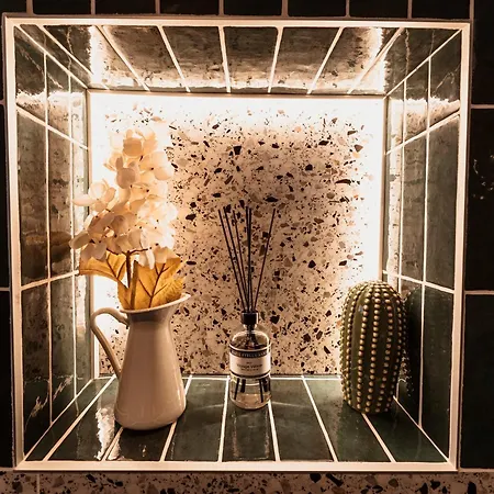 Golden Dove Luxury *