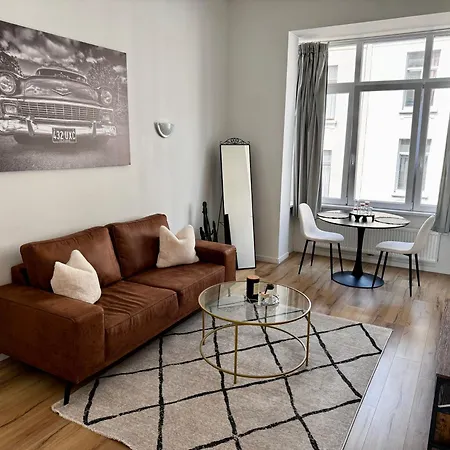 Cozy South-up And Ground