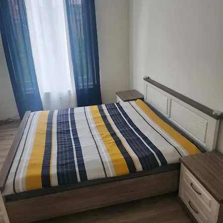 民宿 Chambre Disponible 布鲁塞尔