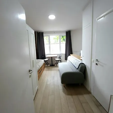 Charming In Saint Josse Noode 30 M² Garden View * Brussels