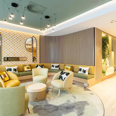 Citadines Toison D'or 3*