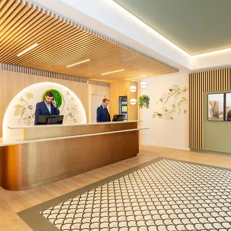 Апарт-отель Citadines Toison D'or