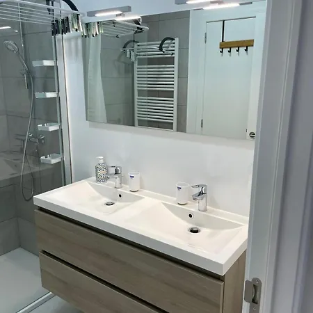 Apartment Superbe Cosy Avec Patio Brussels