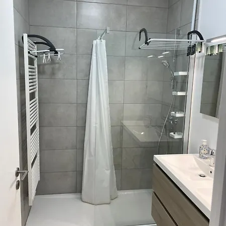 Superbe Cosy Avec Patio Apartment Brussels