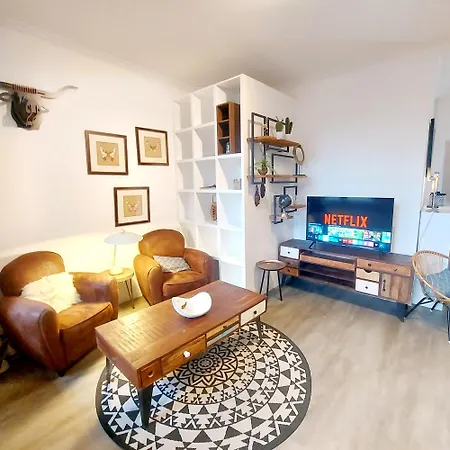 New Charming Grand Place Apartment