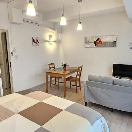 Chez Esmara Et Philippe * Bryssel