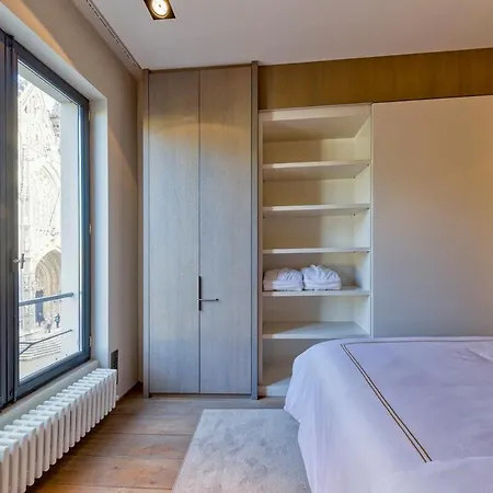 Apartment 4bd In *