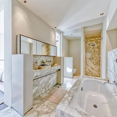 Apartment 4bd In