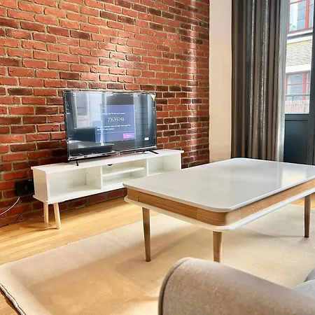 Apartment Center Centre *
