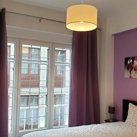 Chez Esmara Et Philippe Bryssel