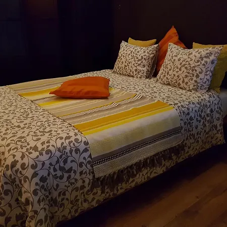 Chez Esmara Et Philippe Апартаменты *