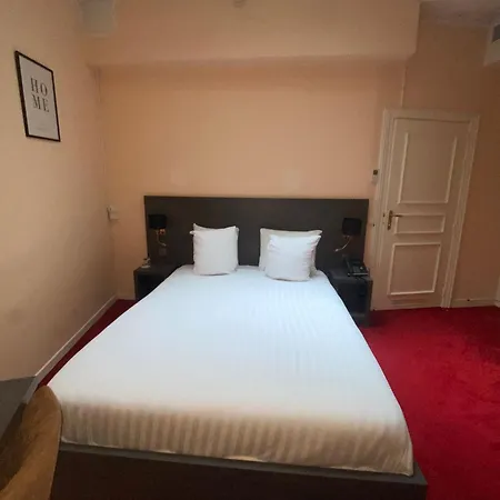 Hotell La Bourse 3*