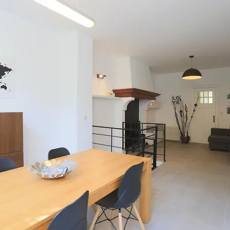 Schuman Flat Apartment *