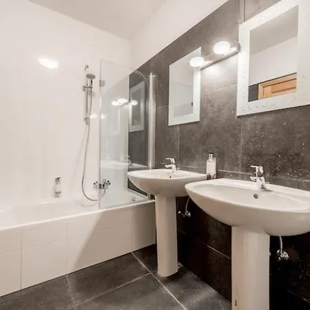 Smartflats - Brusselian Apartament Bruksela