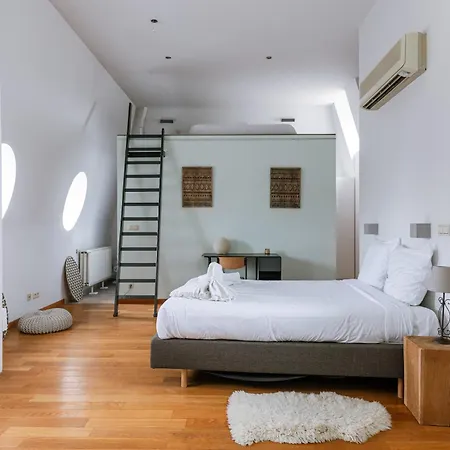 New Stylish Grand Place City Center Duplex