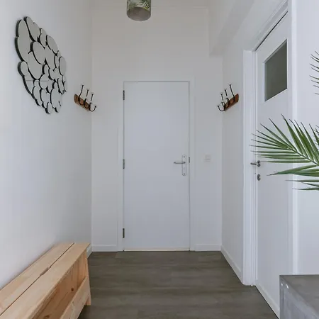 New Charming Grand Place Apartment