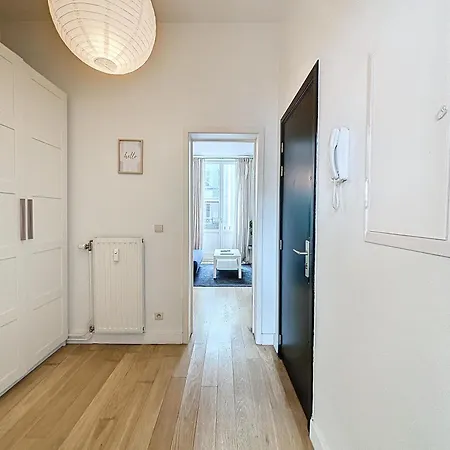 Cosy Brussels- *