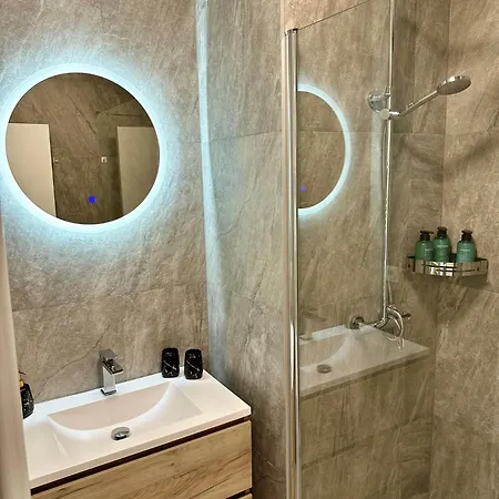 Apartment Urbanstay - Jacqmain Downtown