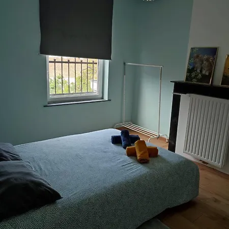 منزل للإقامة Confortable Avec Un Lit Double A Schaerbeek Cle Bleu بروكسل