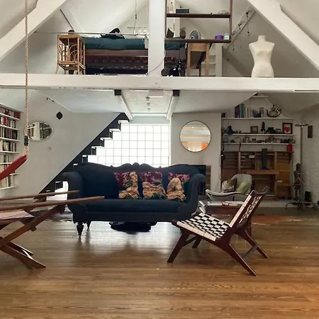 Le Loft Des Artistes