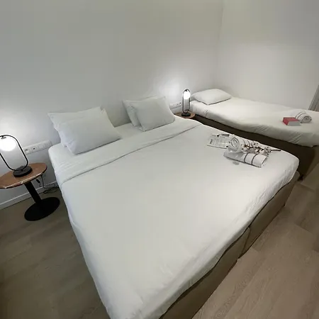 Centerstay *