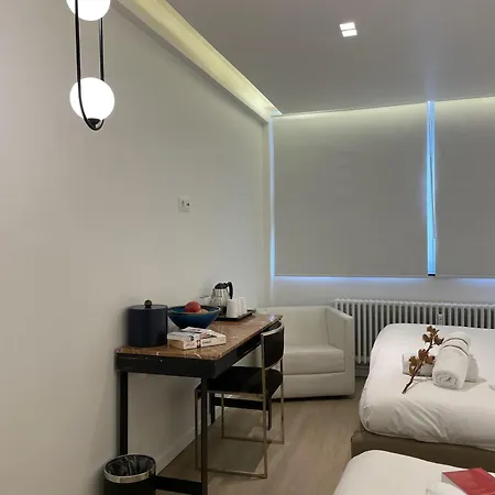 Centerstay