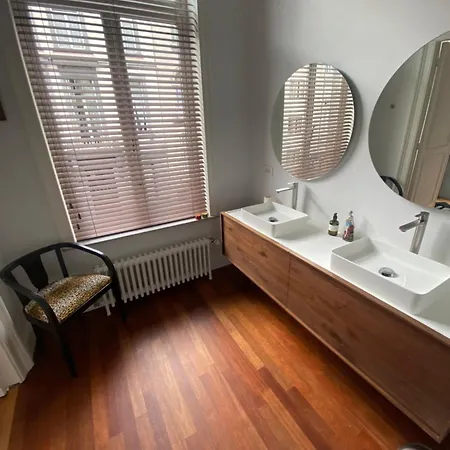 Stylish And Cosy Apartment *