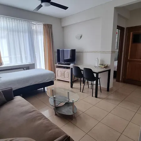 Hotel apartamentowy Bara Midi Bruksela