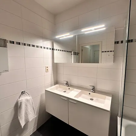 Cosy 2 Bedroom In Center Lägenhet *