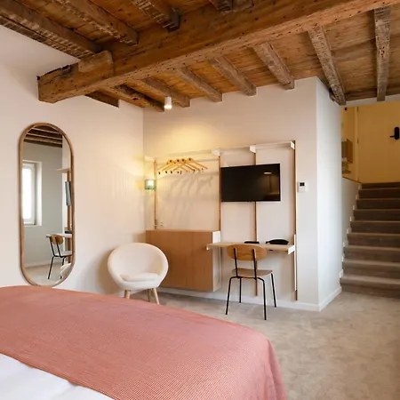 Made In Catherine ホテル