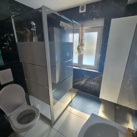Apartamento Spacieux 3 A Bruxelas
