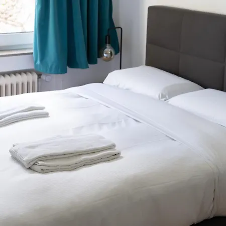 Villa La Louve - Big Place & Garden - Parking Gratuit *