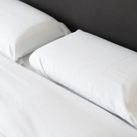 Villa La Louve - Big Place & Garden - Parking Gratuit *