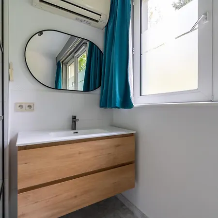 La Louve - Big Place & Garden - Parking Gratuit