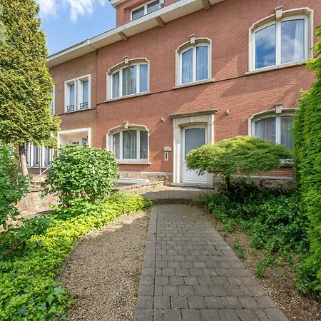 La Louve - Big Place & Garden - Parking Gratuit * Brussel