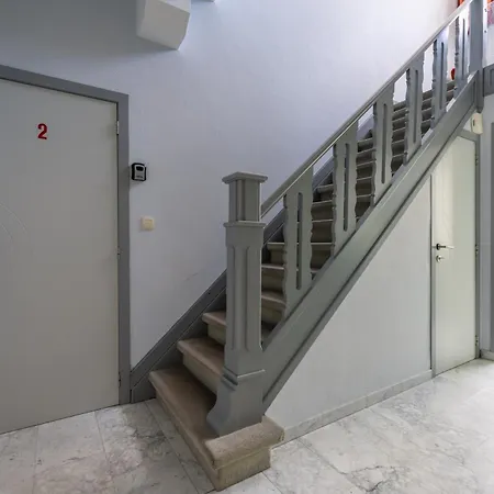 La Louve - Big Place & Garden - Parking Gratuit * Brüsszel