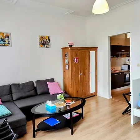Studio Entier Avec Balcon - Tour Et Taxis Apartment Brüssel