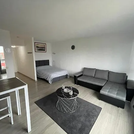 Elegant A Louise, Quartier Prestige De Апартаменты