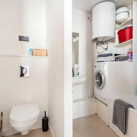 Place De La Liberte 2 Bedroom Appartamento *