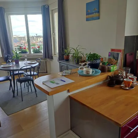 Apartman Charming In Etterbeek 70 M² With Balcony