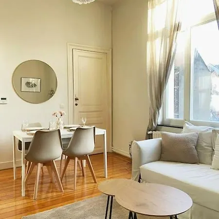 Cute Flat In