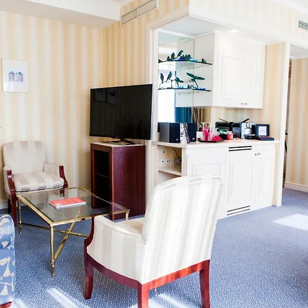 Le Chatelain Hotel Brussels