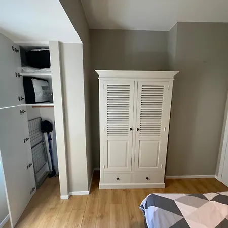 Apartment Superbe 1 Chambre, Renove A Ixelles Brussels
