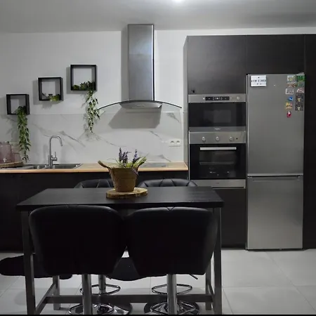 Midi Apartamento Bruselas