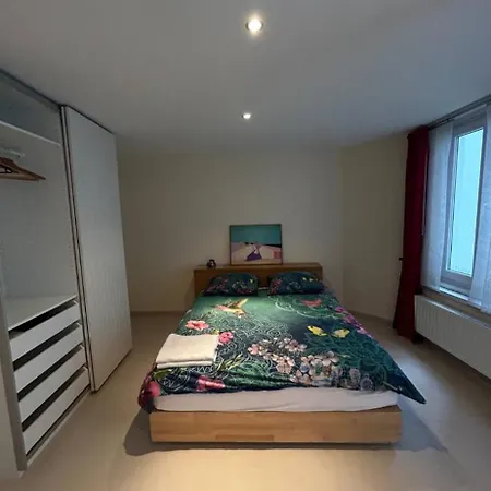 New App Saint Catherine Apartman Brüsszel
