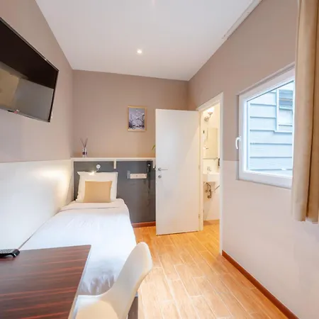 Hotell Barry 2*