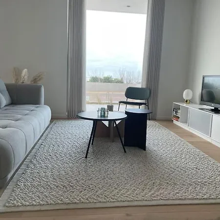 Stylishly Decorated Beachfront Flat