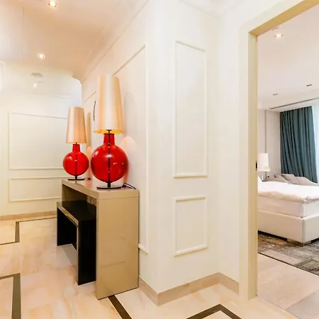 Apartment Free Parking & Wifi Designed In Centr Of City Brussels