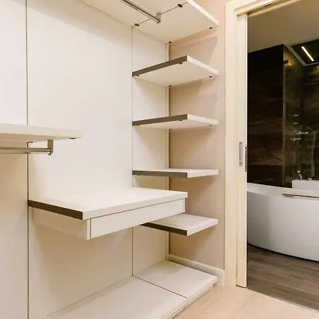 Free Parking & Wifi Designed In Centr Of City * Brussels