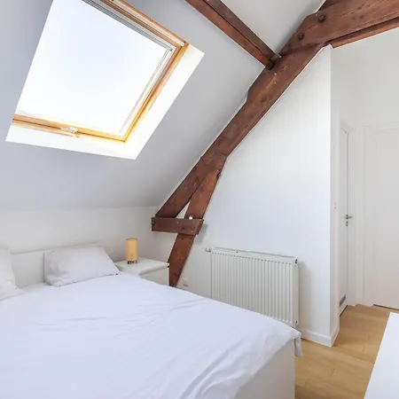 Elegance Cinquantenaire Apartament *